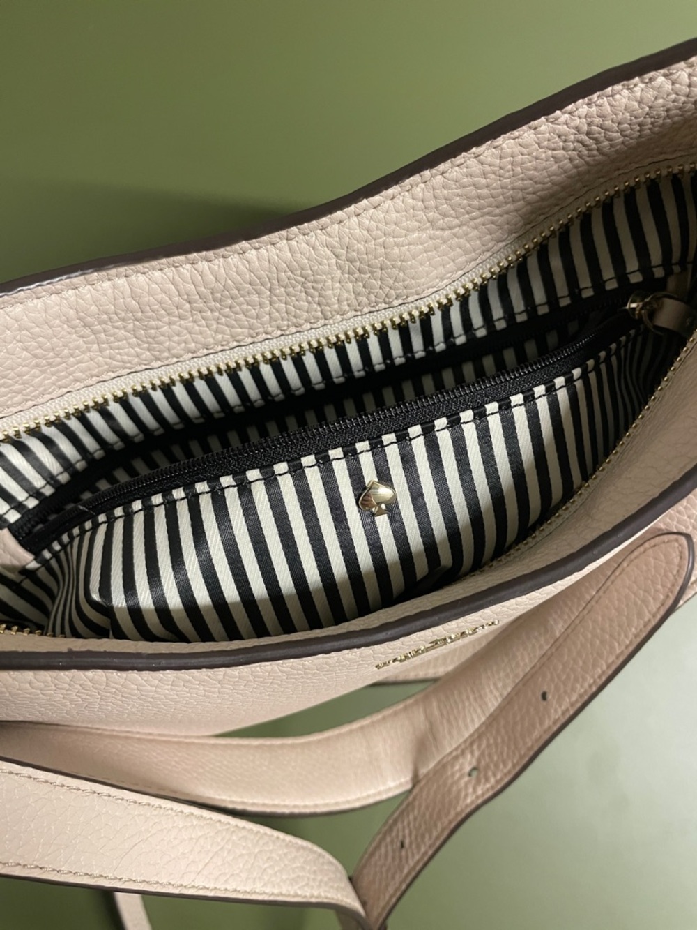 kate spade Oakwood Street Lora pebbled leather hobo bag - Picture 9 of 10